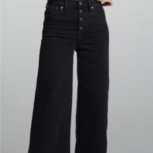 Madewell black wide leg crop jeans